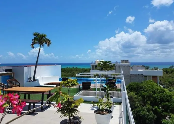Near From The And Rooftop Ocean View 02 Pensión Playa del Carmen